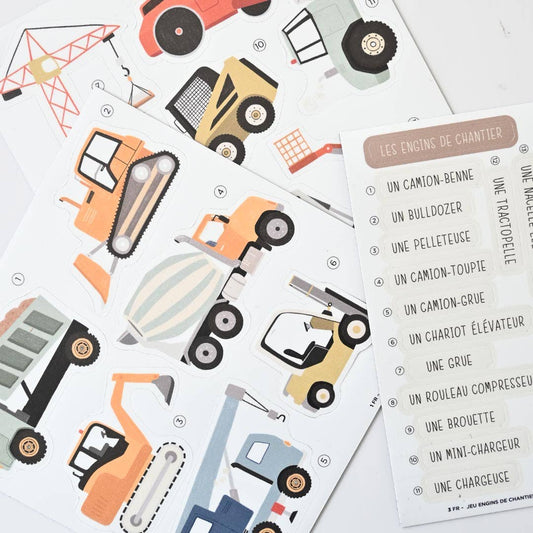 Planșe magnetice cu utilaje de construcții pentru joc educativ.